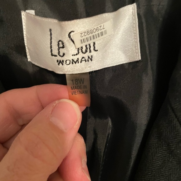 Le Suit Black Pinstripe Jacket - Picture 2 of 2